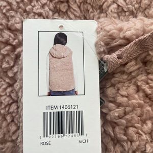 Weatherproof Vintage Ladies' Comfy Vest/Pink/Small, new with tag